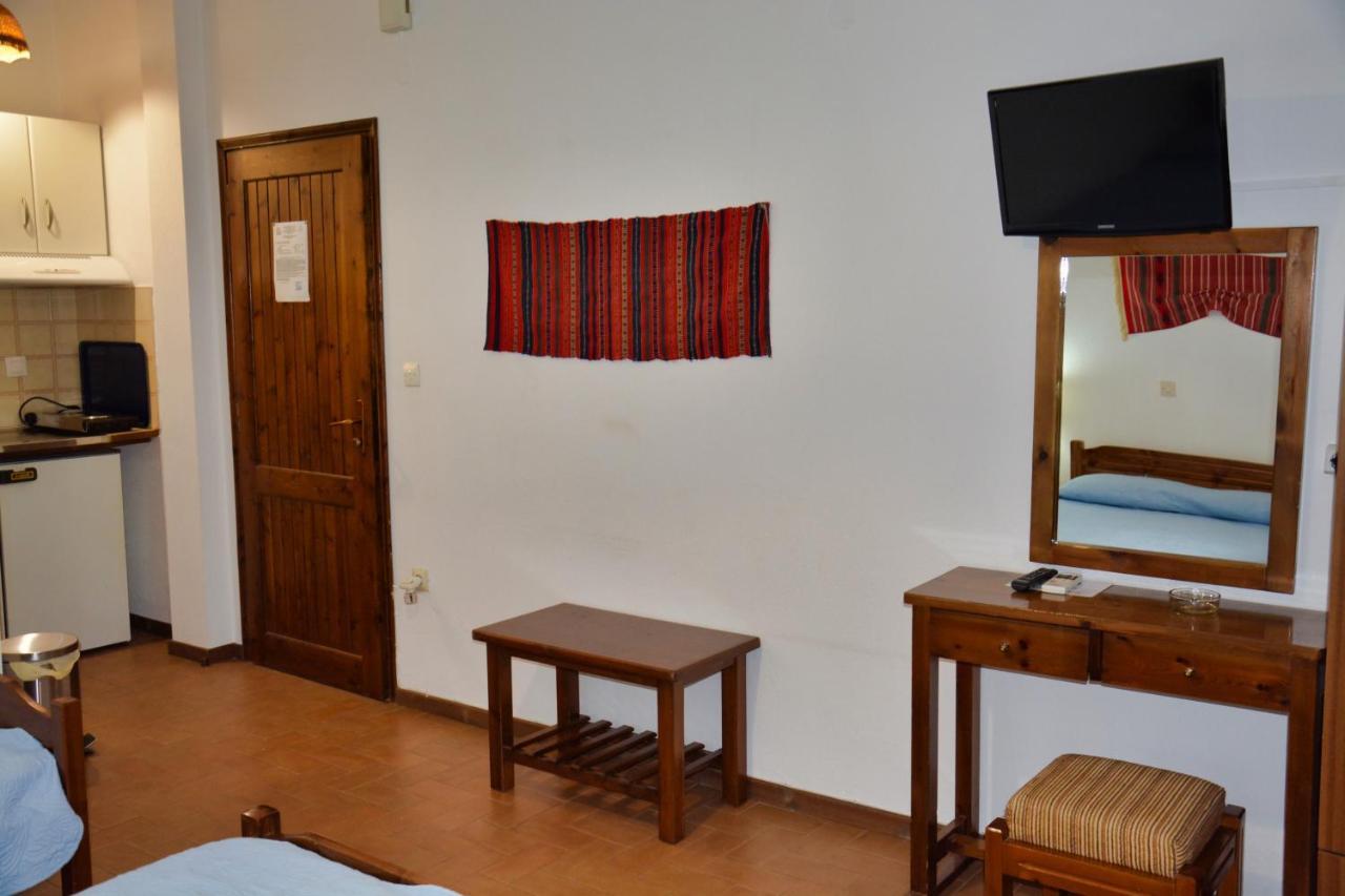 Papatzikos Traditional Guesthouse Neos Marmaras Exterior photo